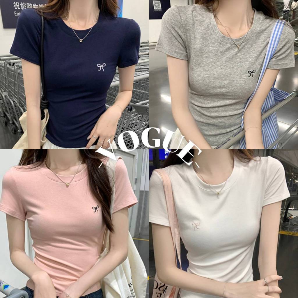 Vogue🌟พร้อมส่ง🌟 เสื้อครอปแขนสั้น คอกบม ดีเทลแต่งลายโบว์ที่หน้าอก สีพาสเทล (FYT79)