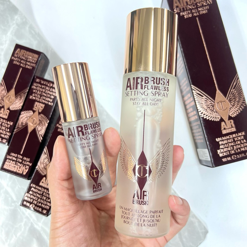 (📍ถูกโหวตให้เป็นอันดับ 1 ขึ้นชื่อเรื่องสเปรย์ฟิกซ์ ล็อคเครื่องสำอาง) Charlotte Tilbury Airbrush Flaw