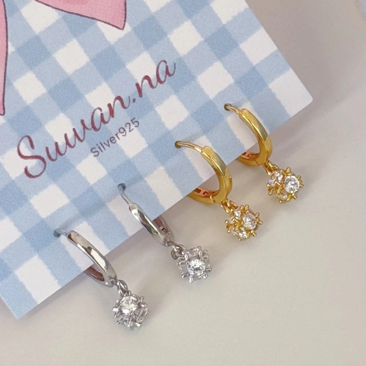 Suwann.na [ราคาต่อคู่] ต่างหูห่วง ต่างหูเงินแท้ ห่วงตุ้มเพชร สีเงิน, ทอง