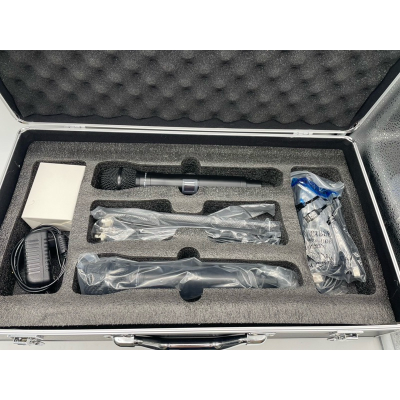 ไมโครโฟนไร้สาย ปรับความถี่ได้ MICRO TECH รุ่น MT 777D