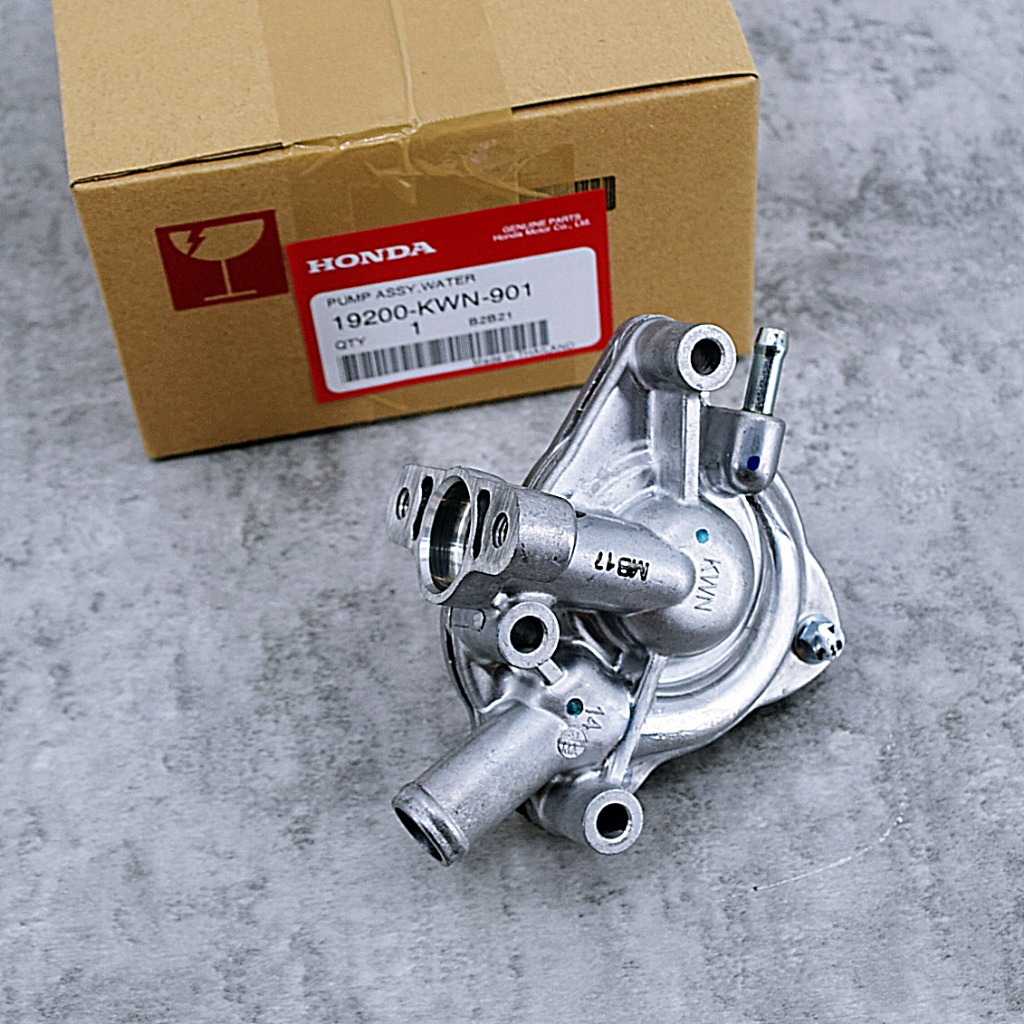 ชุดปั้มน้ำClick125I ปี2012 แท้ศูนย์(19200-KWN-901)