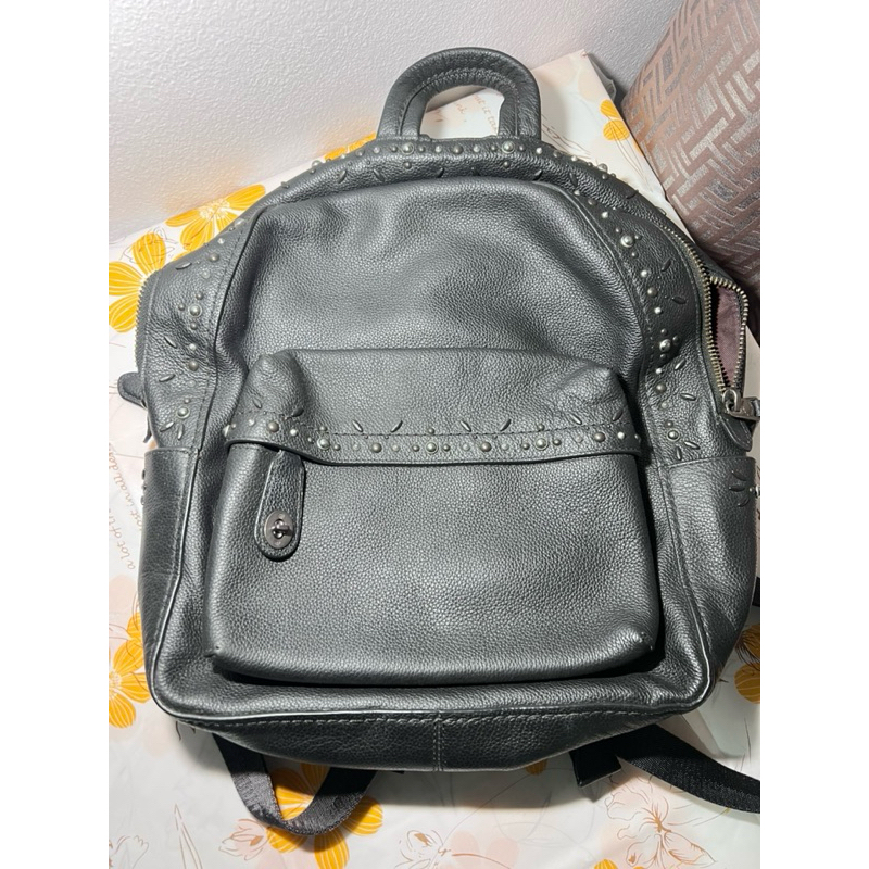 กระเป๋าเป้Coachหนังสีดำ