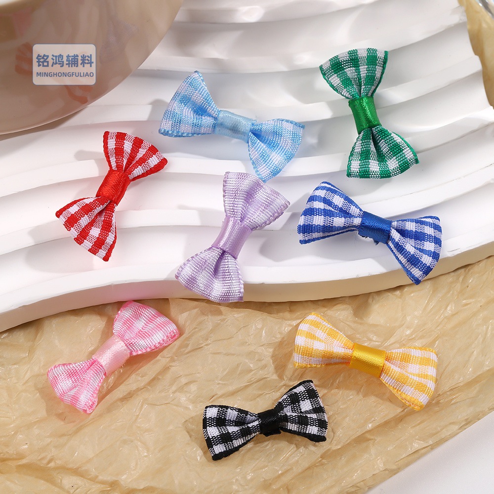 โบว์เล็กสก็อตแพ็คละ 20 ชิ้น ขนาด1.5*2.8cm คละสี