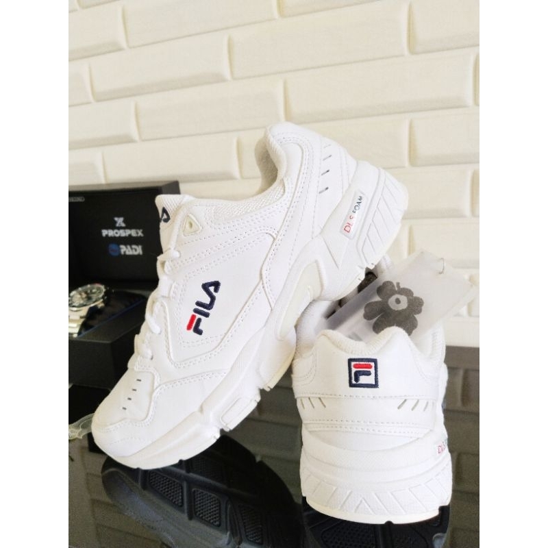 รองเท้าผ้าใบ Fila DLS Foam สีขาว โลโก้เต็ม ไซส์ 38 ความยาว 24 พื้นเต็ม ซอฟในเดิม