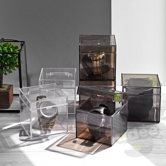 UDEEกล่องทรงลูกบากศ์ฝาบานพับ 9 x 9 x 9 ซม โปรงใส มองเห็นของที่จัดเก็บ ฝาบานพับล็อคแน่น สามารถซ้อนได้