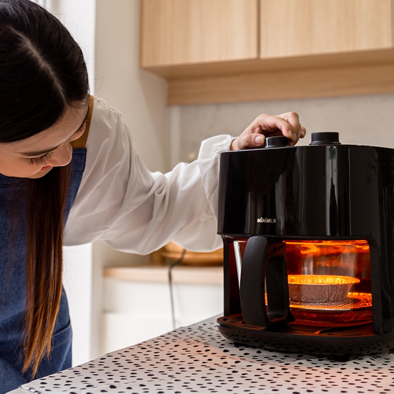 (MiniMex) Air Fryer หม้อทอดไร้น้ำมัน มีให้เลือก 2 สี สีดำและสีครีม