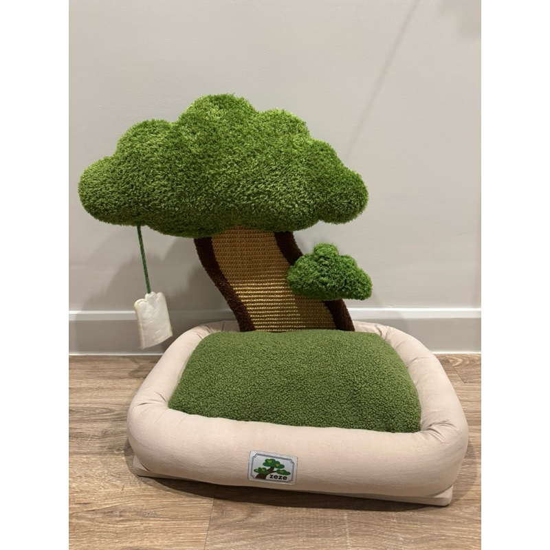 😸มือสอง แท้😸 ที่นอนแมว zeze รุ่น Relax Plant Bed ที่นอนต้นไม้ พร้อมแผ่นลับเล็บด้านหลัง