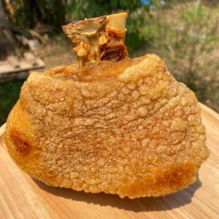 ขาหมูกรอบกึ่งสำเร็จรูป จ่านนท์ ทำสดใหม่ (รอเตรียมสินค่า1-2 วัน)