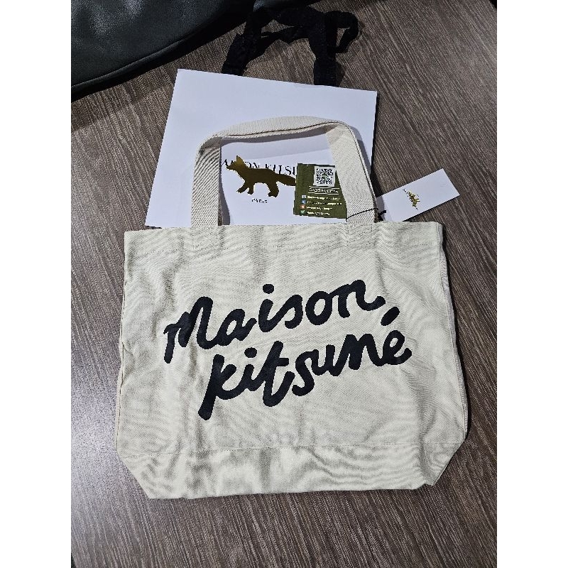 New Maison Kitsune handwriting tote ขาว 🤍มือ1ของแท้💯 พร้อมส่ง