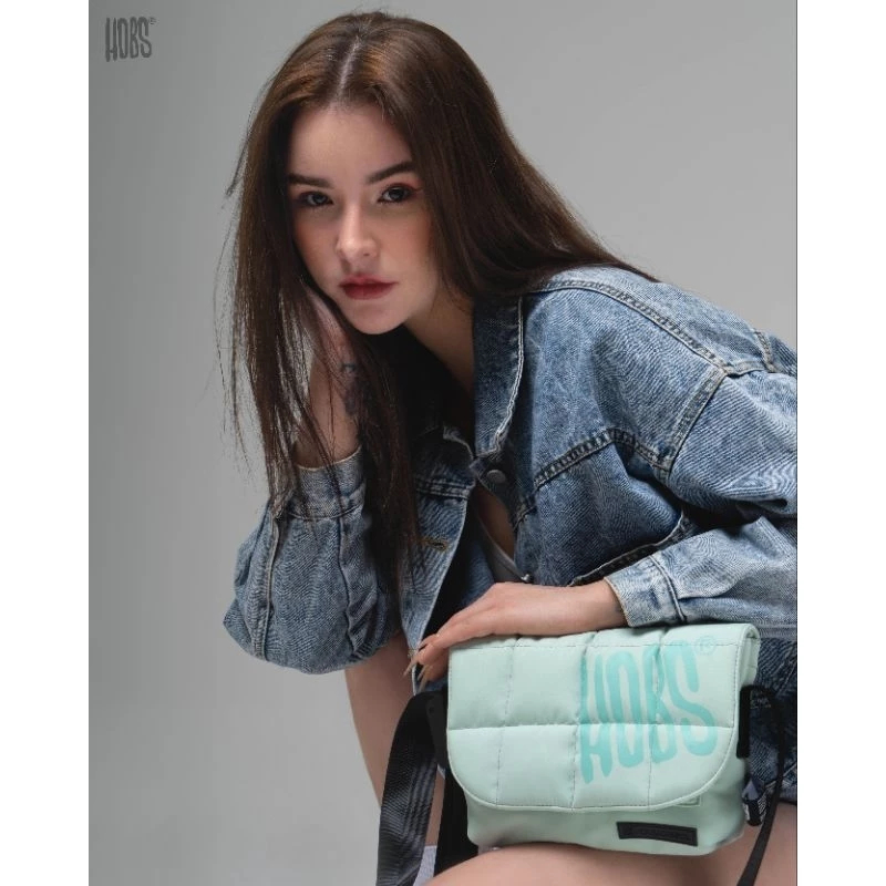 ( ส่งฟรี ) กระเป๋าสะพายข้างนุ่มนิ่ม รุ่น Fluffy Tiny วัสดุ Fabric crossbody bag มีให้เลือก 5 สี