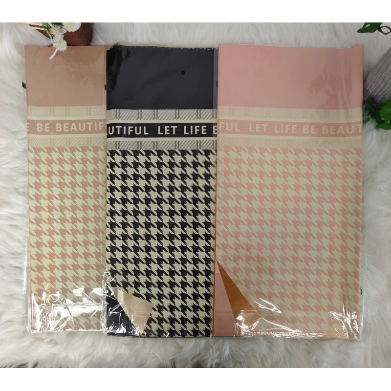 กระดาษห่ช่อดอกไม้ ลายแฟชั่น 1แพ็คมี18-20แผ่น พร้อมส่งในไทย ขนาด58×58 ราคา ถูกที่สุด ดีลบีเคเค แกลเลอรีภาพที่ 5
