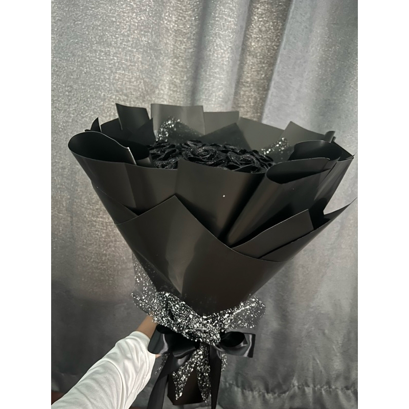 ช่อดอกไม้ริบบิ้น 14ดอก ดอกกุหลาบริบบิ้น (เปลี่ยนสีดอกกุหลาบได้ค้าบ)