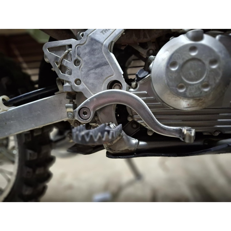 ขาเบรกแต่งKLX140G RFทรงสูตร(งานเหล็กหนา9mm)