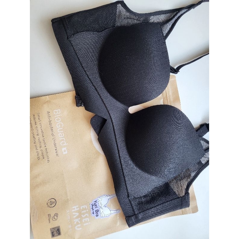 เสื้อชั้นในดันทรง eisei haku รุ่น yuri bra 🖤