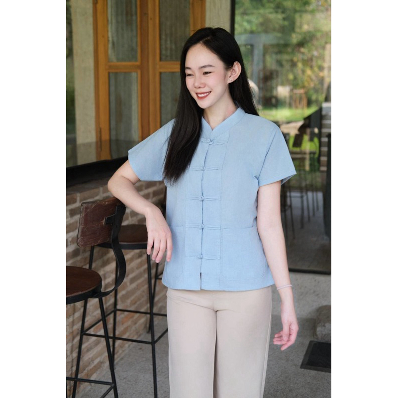 เสื้อคอจีนดระดุมสานขอดเสื้อผ้าฝ้ายฟอกนุ่มแต่งกระเป๋าหน้าซ้ รูปที่ 4