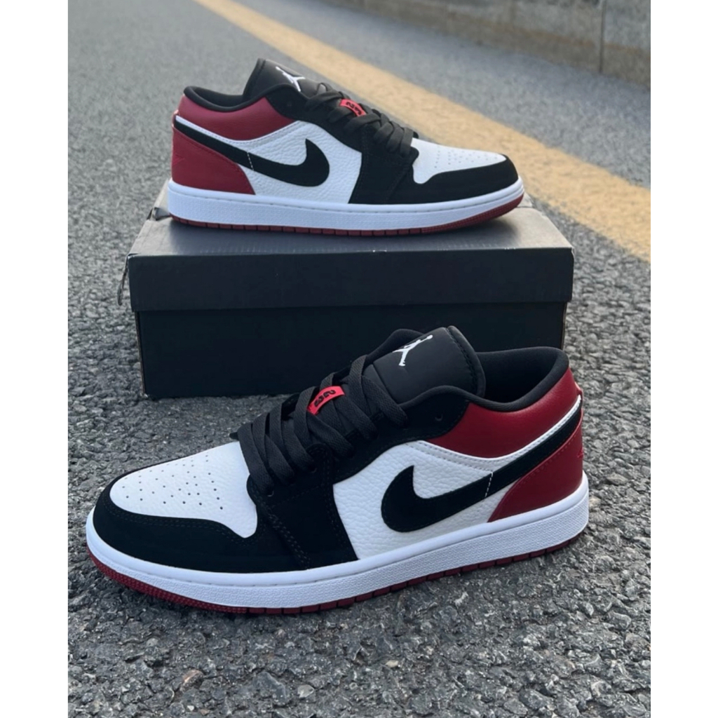 รองเท้ากีฬาผู้ชายน้ำหนักเบา jordan 1 low black toe[ขายร้อน]