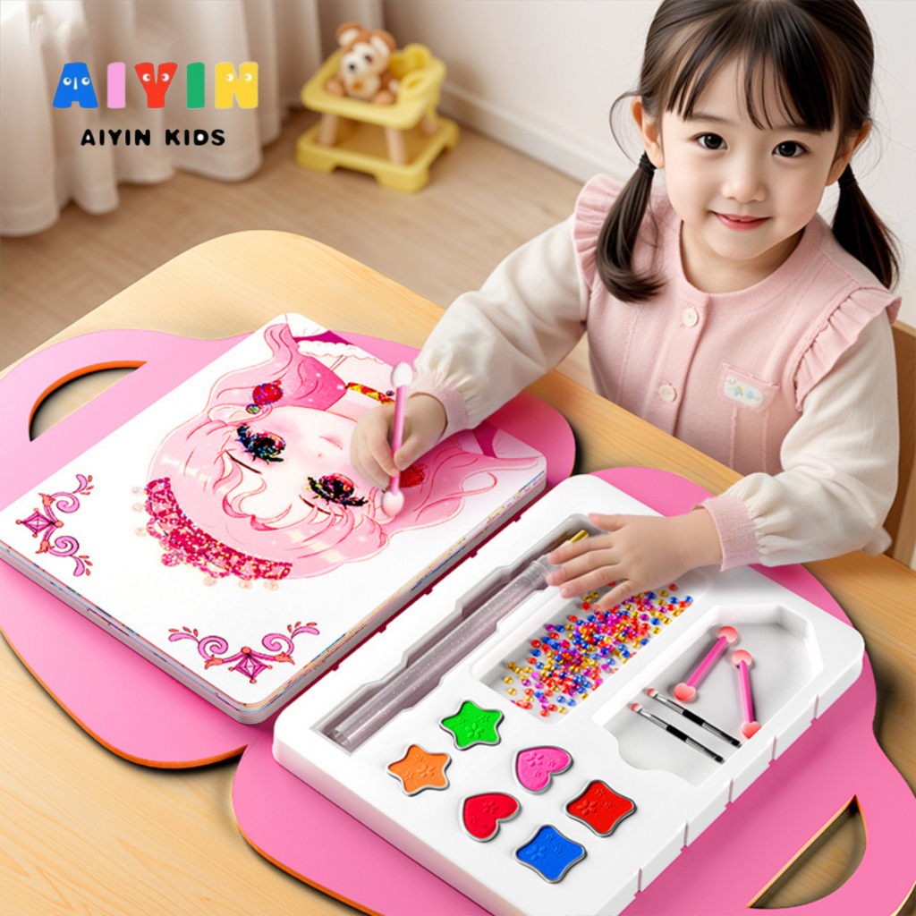 AIYINสติกเกอร์เจ้าหญิง DIY สมุดระบายสี 1ชุด สี่วิธีการเล่น สมุดสติ๊กเกอร์เปลี่ยนหน้าเจ้าหญิง ของเล่นแต่งหน้า ของเล่นเด็ก