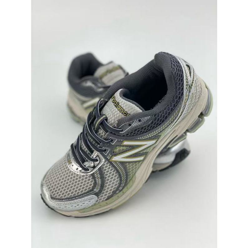 New Balance NB 860V2 รองเท้าวิ่งแบบ low-cut กันลื่นและทนต่อการสึกหรอ ML860KR2