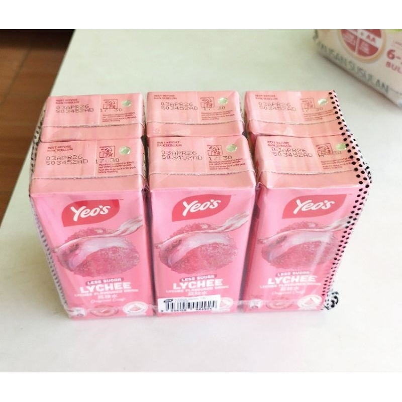 น้ำเก็กฮวย ยี่ห้อ yeo’s  1 ถาดมี 24 กล่อง ปริมาณ 250 กรัม คละได้ สั่งได้ทีละ 1 ถาดเท่านั้นจร่า