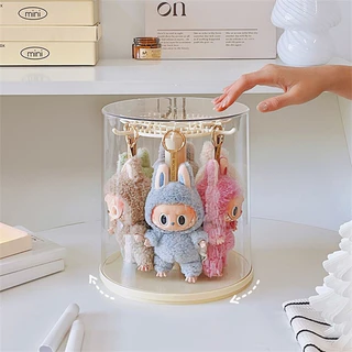 Dear Home Labubu กล่องแสดงสินค้า กล่องเก็บตุ๊กตาแขวน ชั้นวางโมเดล อคริลิค ตู้โชว์ตุ๊กตา หมุนได้ 360°