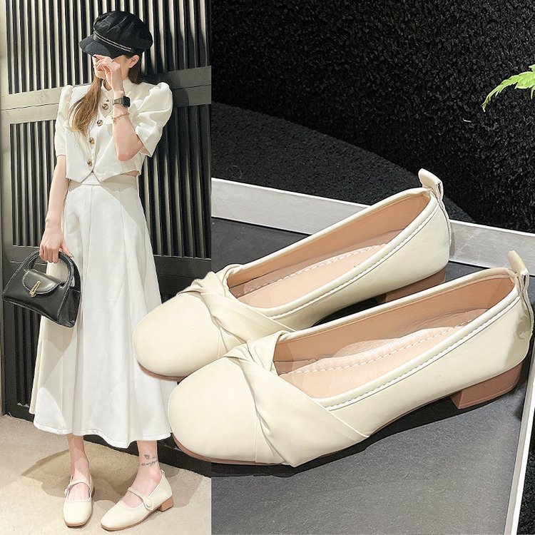 รองเท้าสตรีแมรี่เจนมีสไตล์ รองเท้าส้นแบนตื้นสไตล์เกาหลี สีทึบ เบาสบาย 35-40 หลา