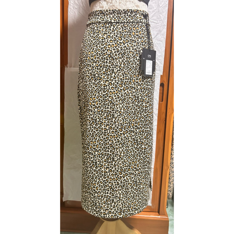 กระโปรงลายเสื่อผ่าข้างCPS Chapsไซส์XSเอว24 เทียบใหม่