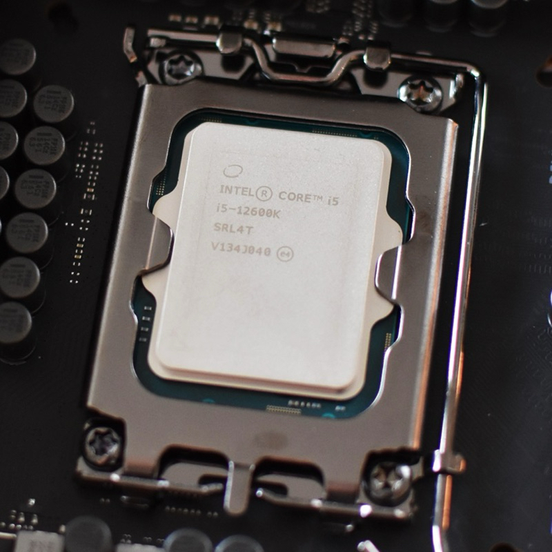 Intel Core i5 12600K LGA 1700 ซีพียู มือสอง นำเข้าจากจีน สภาพสวย ประกัน 1 ปี เต็ม
