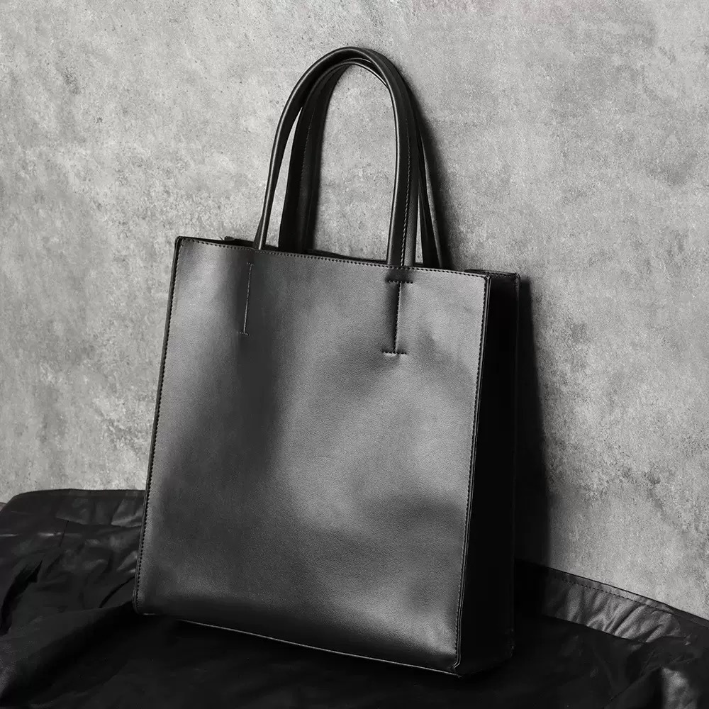 กระเป๋าสะพายไหล่ กระเป๋าถือ หนังPU ความจุขนาดใหญ่ การเดินทาง ใส่ไอแพด โน๊ตบุ๊คได้ถึง10นิ้ว รุ่น4043