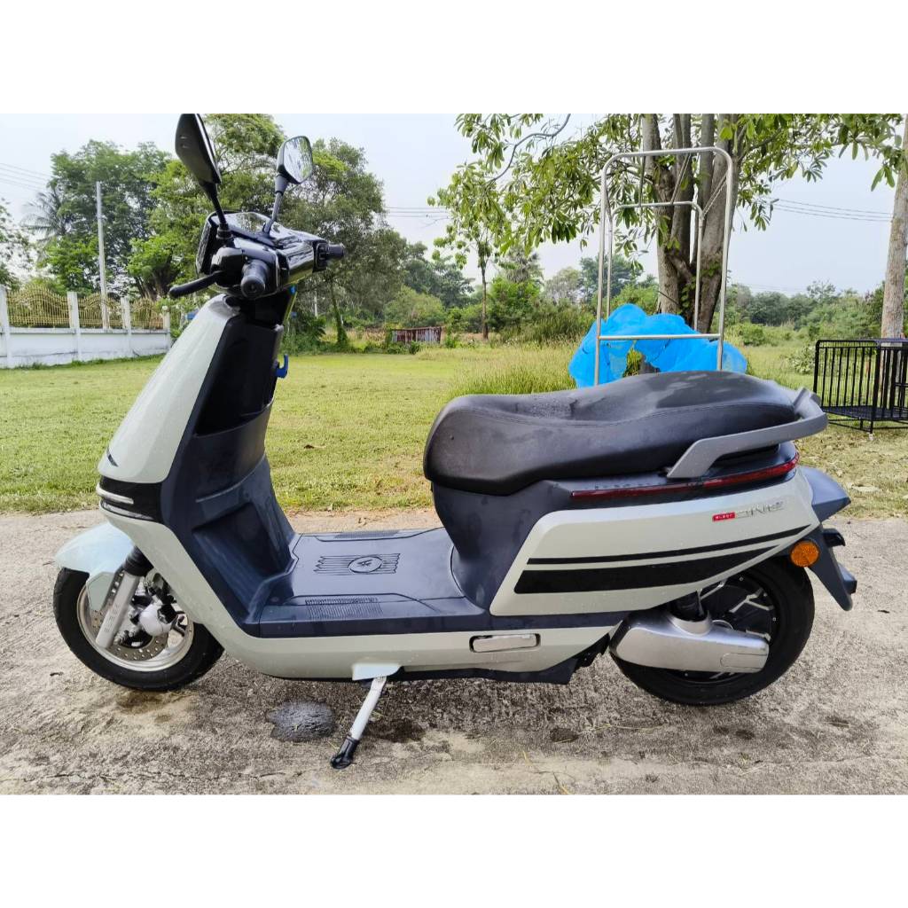 รถมอไซค์ไฟฟ้า SLEEK ONE 88V 110A