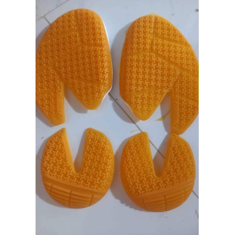 65z4 เปลี่ยนพื้นรองเท้าแบดมินตันyonex