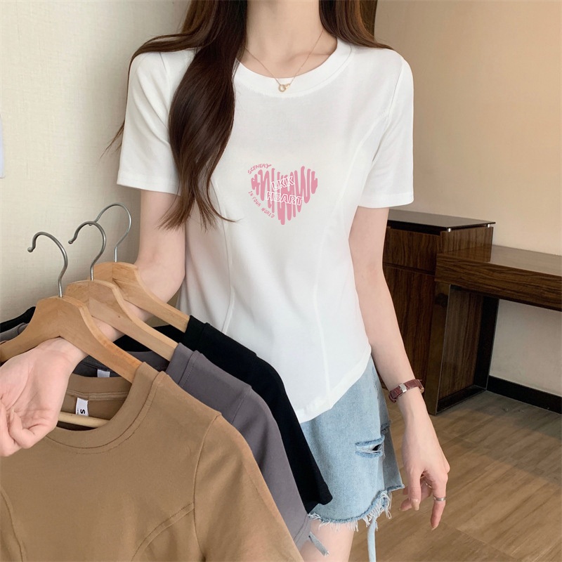 🚚พร้อมส่งจากกทม เสื้อยืดสีขาวผู้หญิง เสื้อยืดคอกลม เสื้อแขนสั้น การพิมพ์กราฟิก ทรงเข้ารูป ผ้านิ่มสวมใส่สบาย