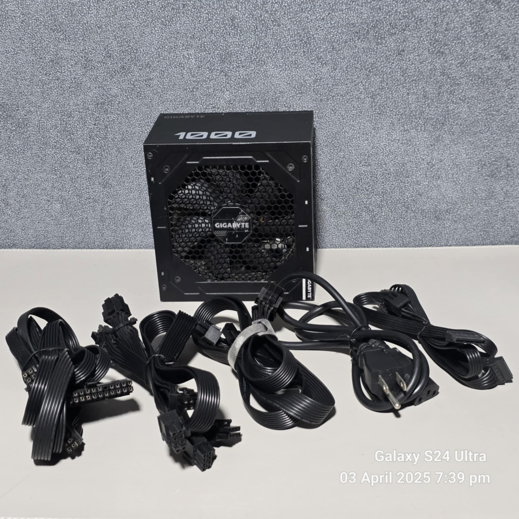 POWER SUPPLY (อุปกรณ์จ่ายไฟ) GIGABYTE P1000GM 1000W 80 PLUS GOLD มือ2 (ไม่มีกล่อง) ประกันศูนย์ไทย SY