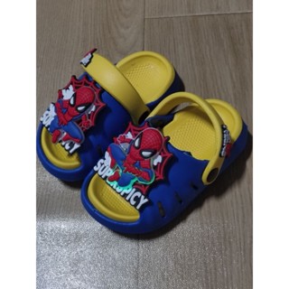 รองเท้าเด็ก รัดส้น( มีไฟ)ที่ตัวการ์ตูน ลายspiderman