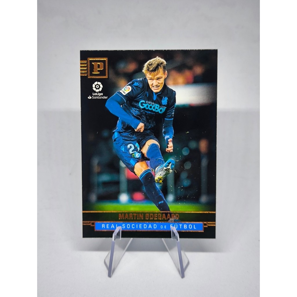 การ์ดบอล  Panini Chronicles Martin Odegaard Base  Real Sociedad 2020-21