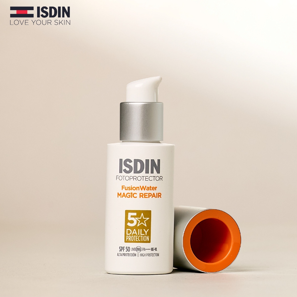 ISDIN FUSION WATER MAGIC REPAIR SPF50 50ML กันแดดเซรั่มลดริ้วรอยสูตรใหม่ เพิ่มประสิทธิภาพกันแดดให้ดีขึ้น