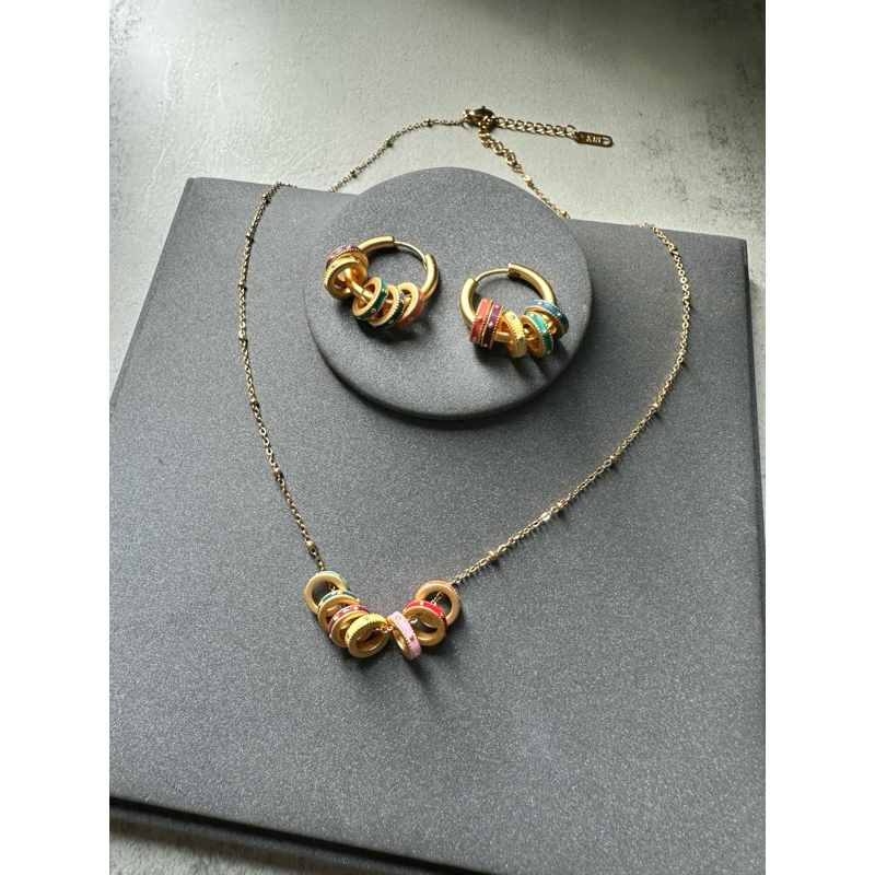 เซ็ตสวยจุกต่างหูและสร้อยคอจี้ห่วงสีสันสดใส❤️🩷🧡