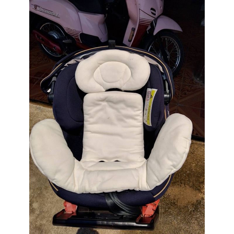 carseat ยี่ห้อ combi