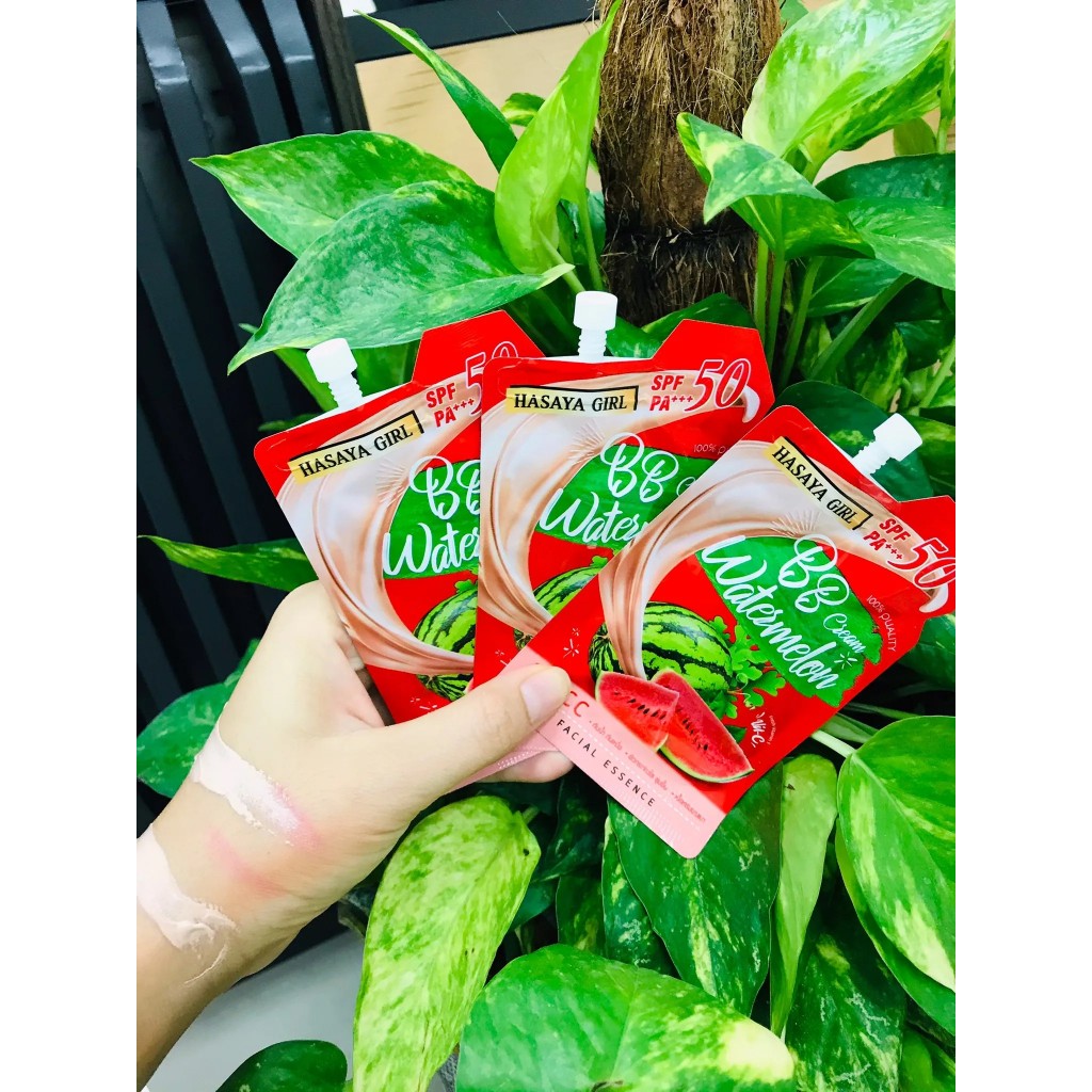 H-8443 HASAYA GIRL ครีมกันแดดผสมรองพื้น กันแดด   กันน้ำ  กันเหงื่อ ไม่ทิ้งคราบ  ใช้ได้กับทุกสภาพผิว.