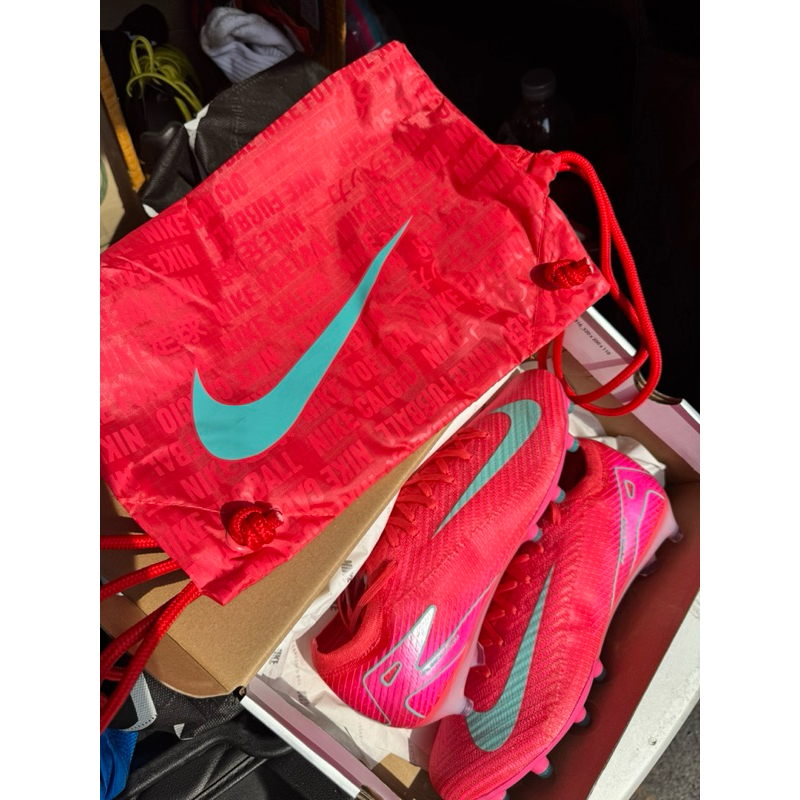 Mercurial Vapor 16  Pinkblast