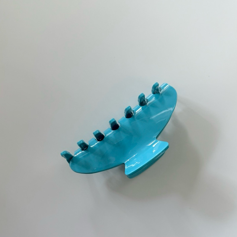 gleametoile - Yoko hair claw clip in Blue Sky