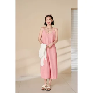[W0202] เดรสยาว เดรสสายเดี่ยว ทรงหลวม ผ้านิ่มๆยืดได้ใส่สบาย แต่งลายริ้ว สีพื้นมินิมอล แมทช์ง่าย