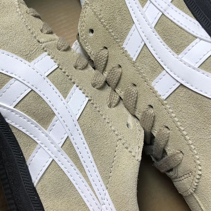Onitsuka Tiger Tokuten 1183A907-203 สีเขียว แดง รองเท้าลำลอง รองเท้าผ้าใบ
