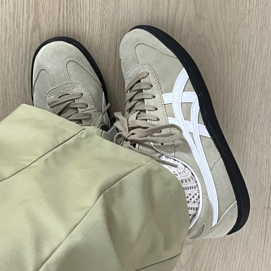 Onitsuka Tiger Tokuten 1183A907-203 สีเขียว แดง รองเท้าลำลอง รองเท้าผ้าใบ