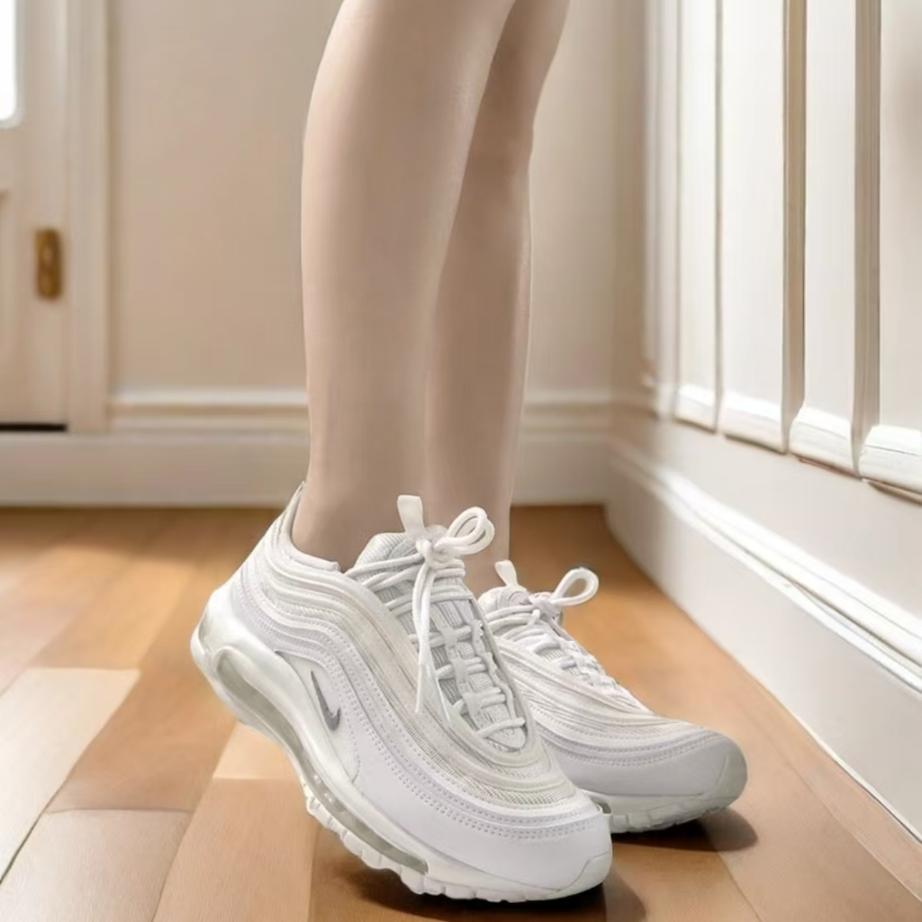 ❤️🚛รอพรีออเดอร์❤️Nike Air Max 97 Triple White Black Silver  รองเท้าผ้าใบลำลอง Unisex 💯%