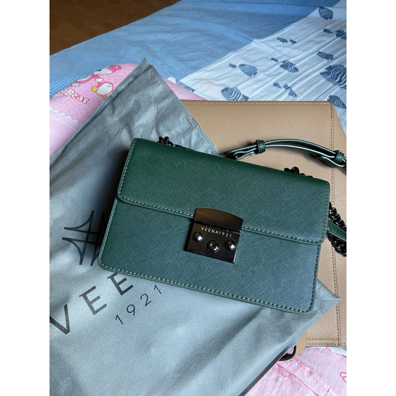 กระเป๋าสะพาย VEENA1921 BELLA M