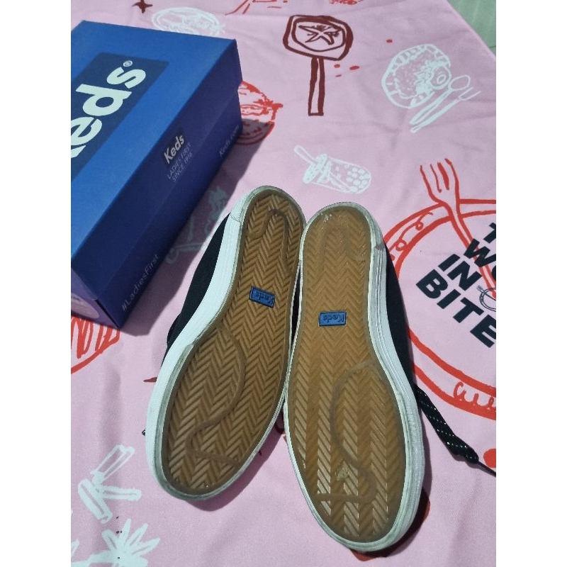 รองเท้า keds ผ้าใบมือสอง