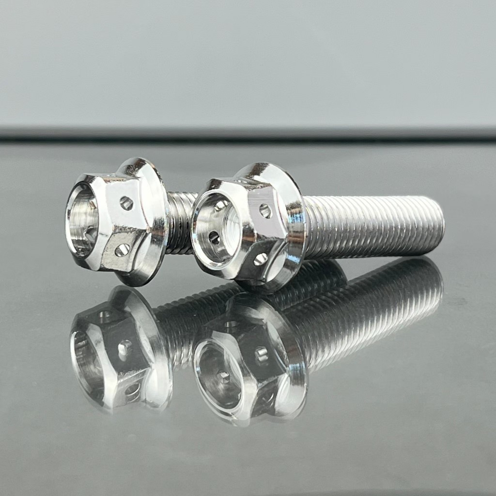 น็อตยึดโช๊คหลัง ตัวผู้เบอร์ 14 (หัวเจาะเลส) 10×35 ( 2 ตัว ) น็อตแต่ง เลสแท้ #น็อต #น็อตตัวผู้ - รูปที่ 3