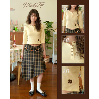 Jiwliw | Wendy Top เสื้อแขนขาว ผ่าด้านข้าง