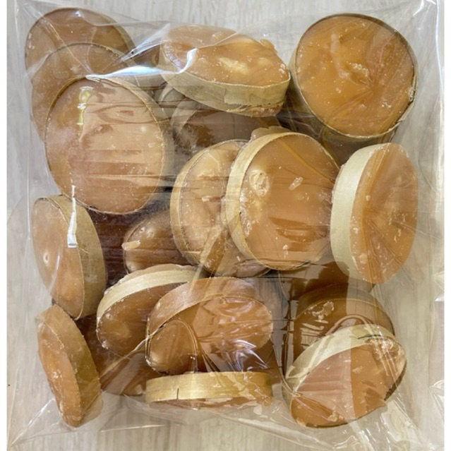 น้ำตาลแว่น จากต้นตาลโตนด  ผลิตสดใหม่ทุกวัน ขนาด 0.5-1 กิโลกรัม (Palm sugar,size 0.5-1 kg.)