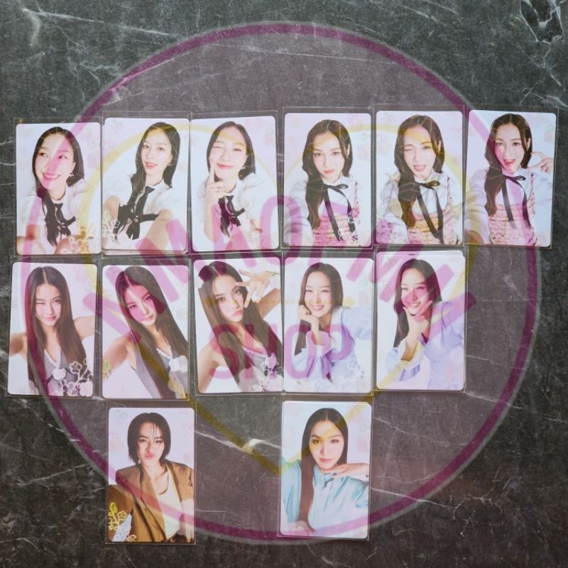 [จัดส่งวันถัดไป] GIRLS SELFIE RANDOM CARD : Dreamy Blossom Collection